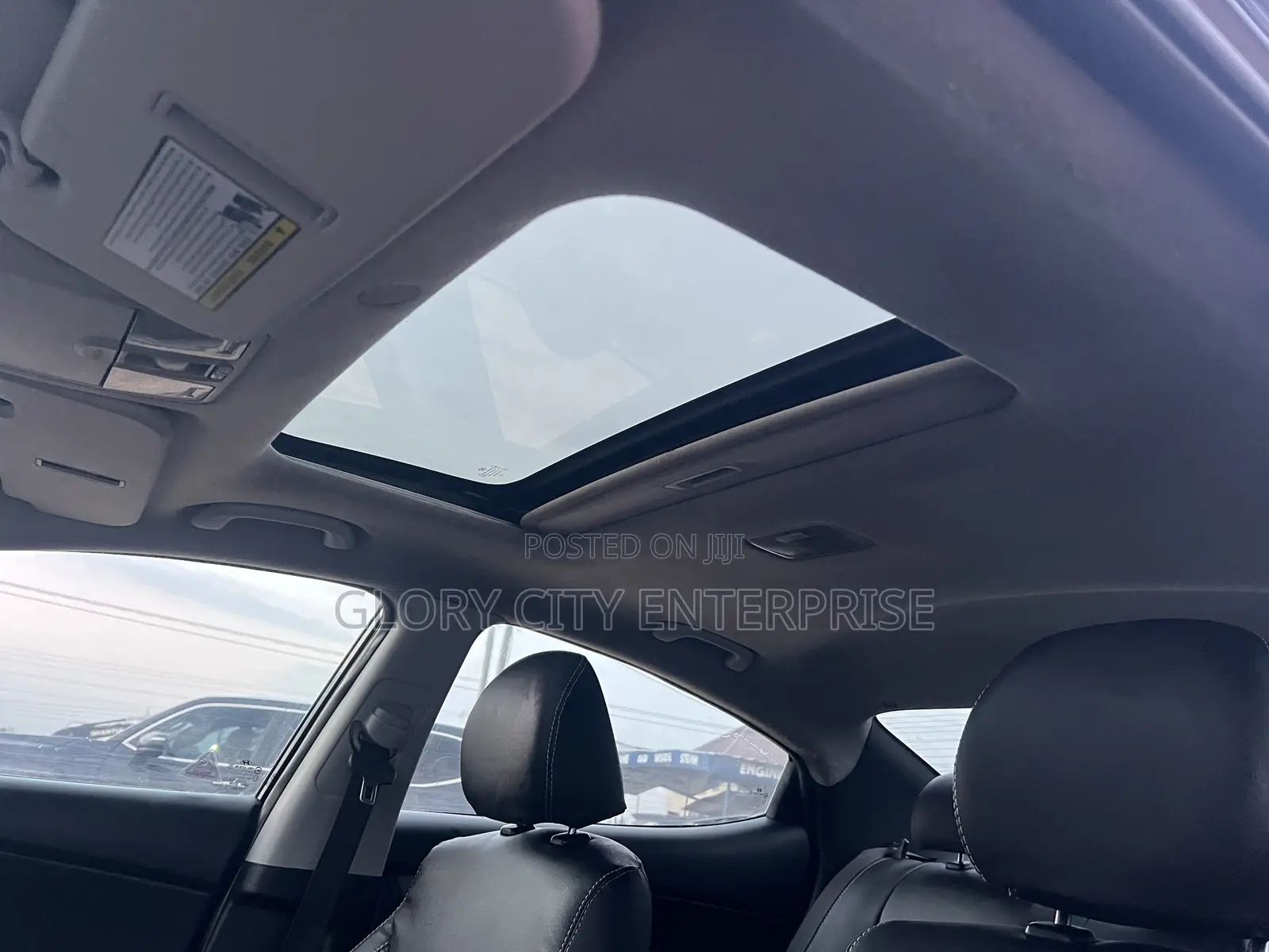 Hyundai Elantra Limited Sedan FWD (1.8L 4cyl 6A) 2013 Black
