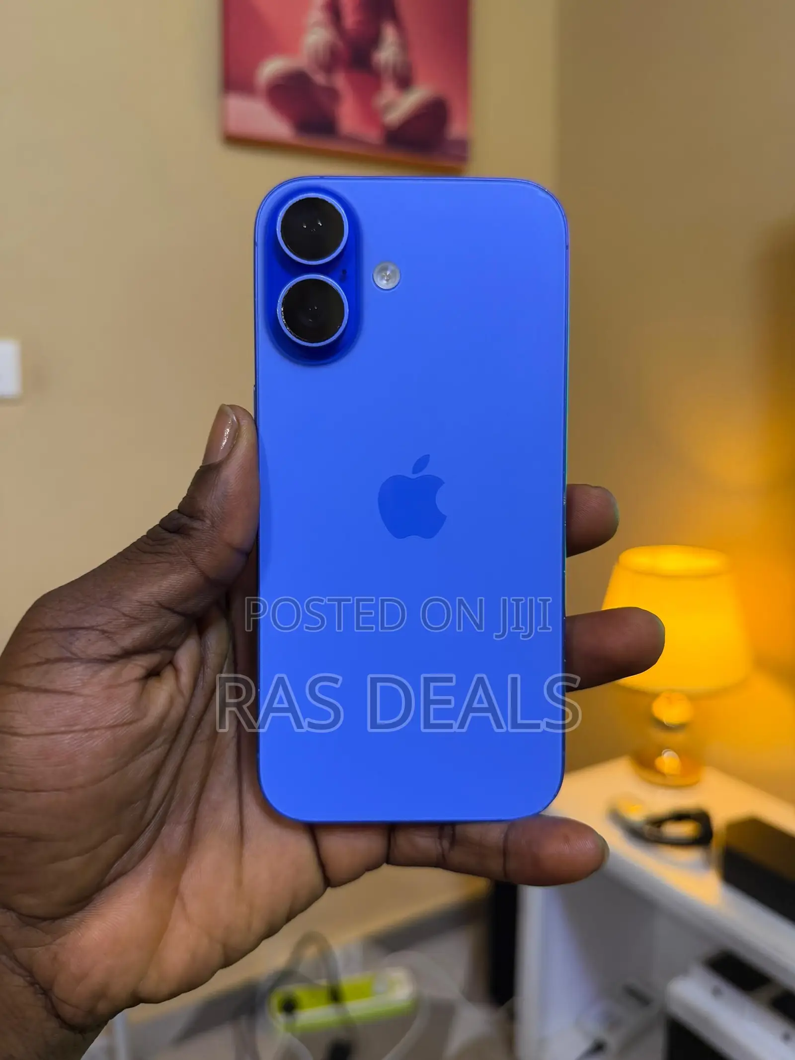 New Apple iPhone 16 128 GB Blue