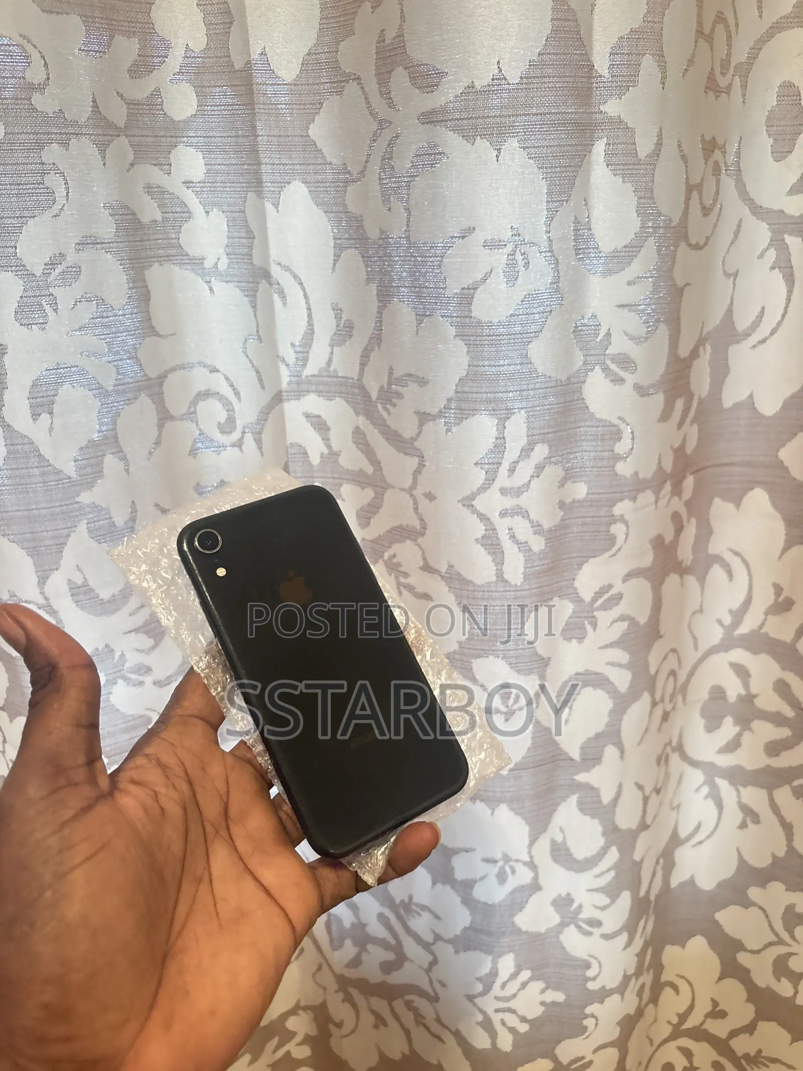 Apple iPhone XR 64 GB Black
