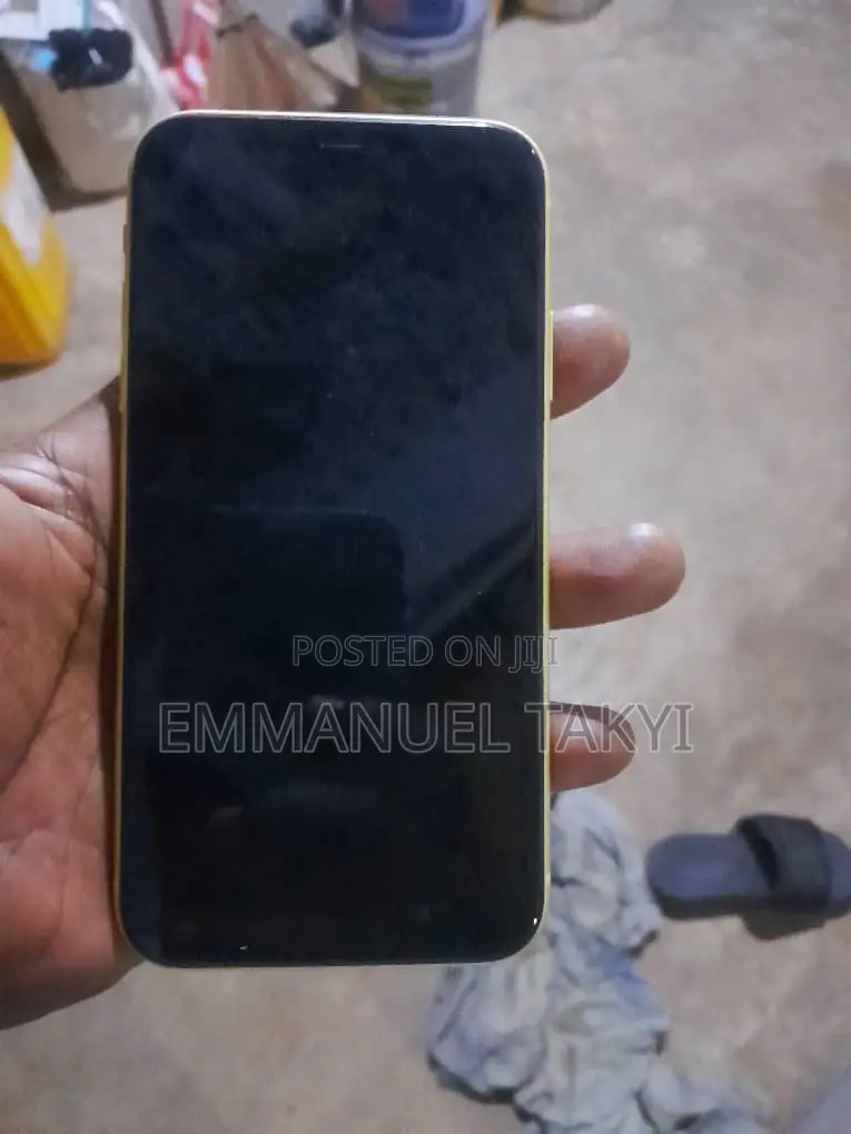 Apple iPhone 11 128 GB Yellow