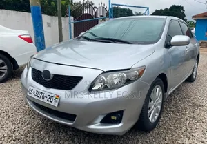 Toyota Corolla 2010 Silver