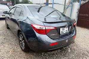 Toyota Corolla 2017 Gray