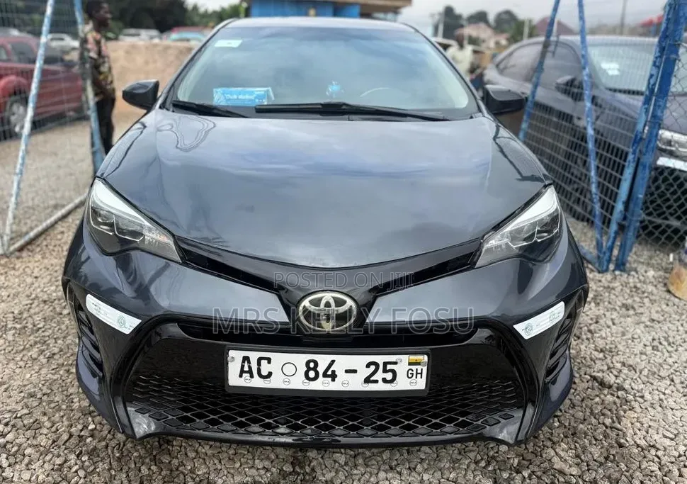 Toyota Corolla 2017 Gray