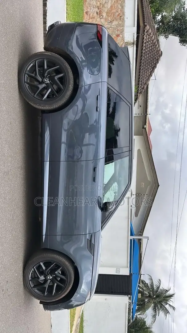 Land Rover Range Rover Sport 2025