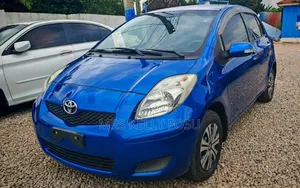 Toyota Vitz 2010 Blue