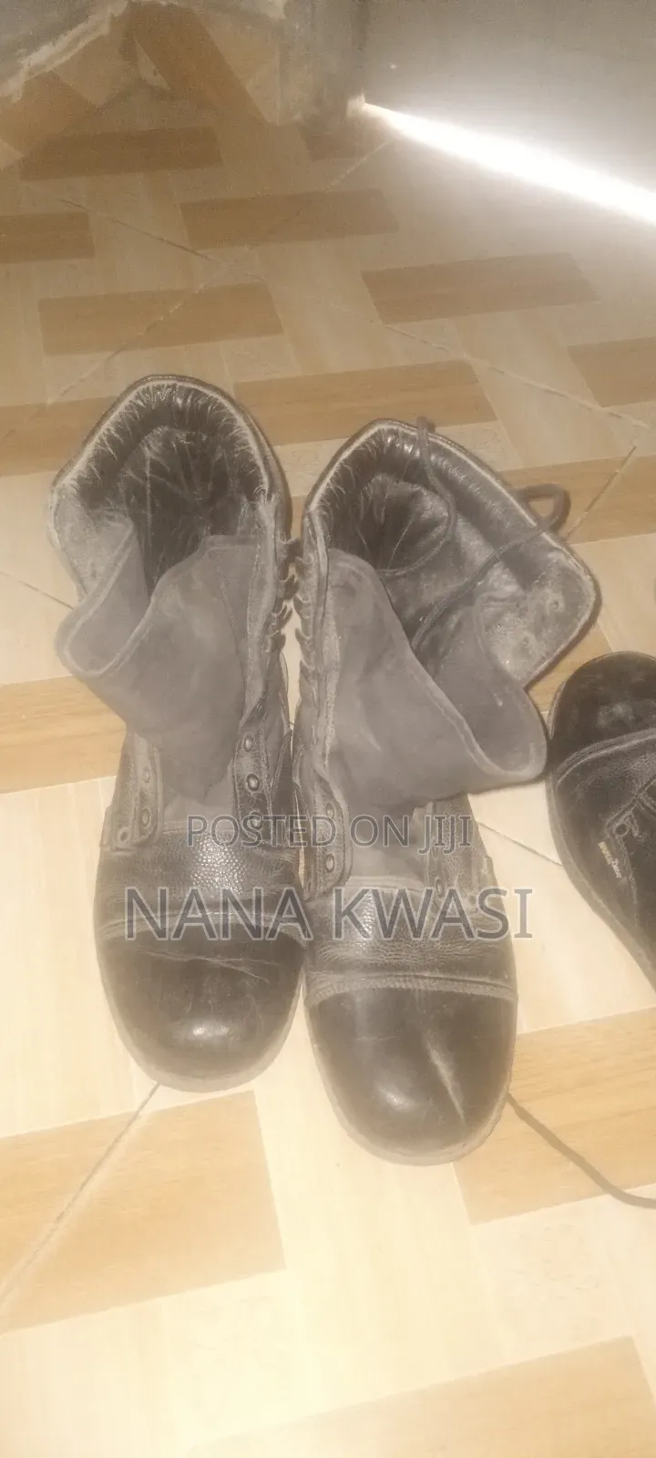 Bull Dozer Boots