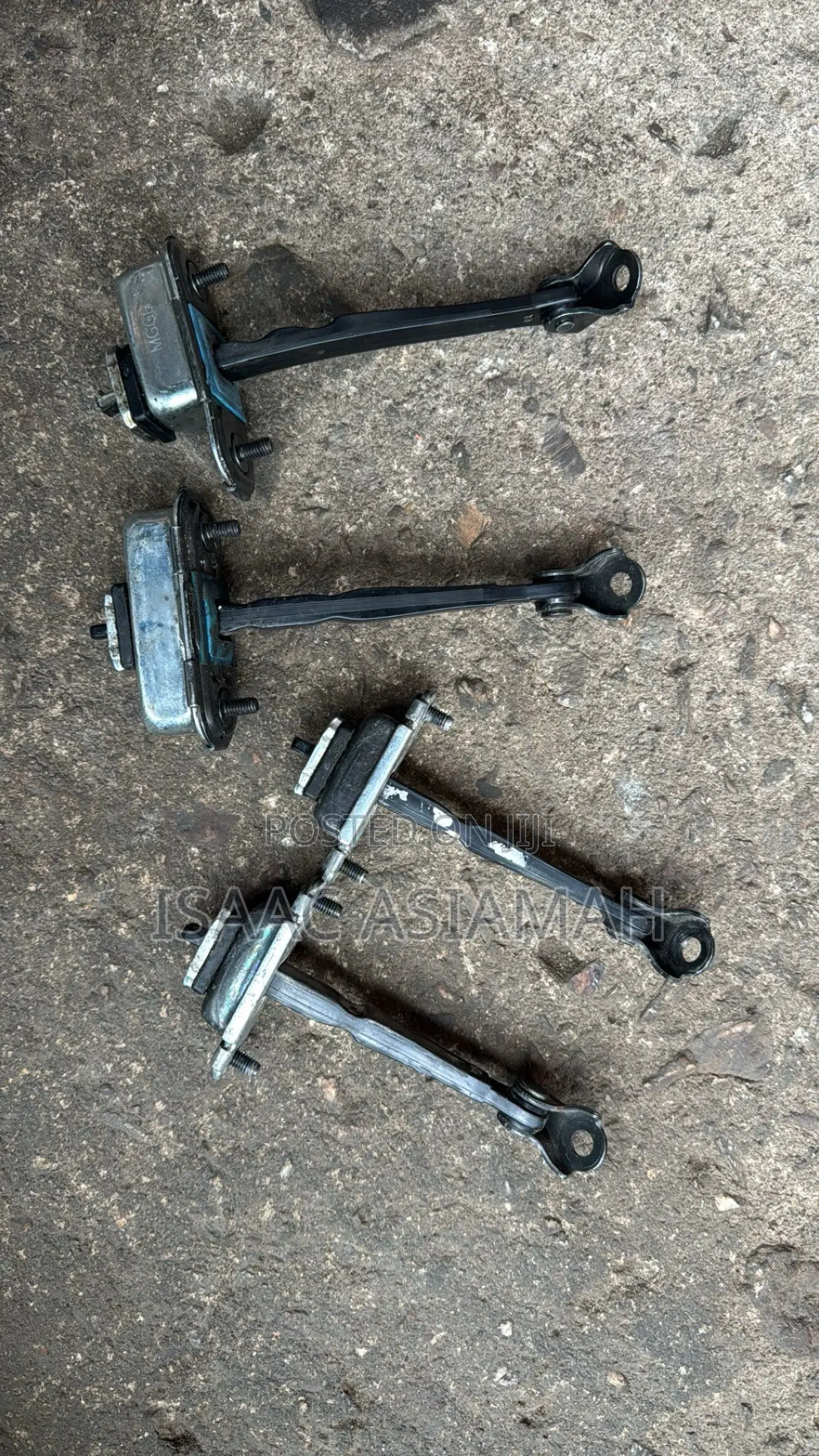 Santafe 2013,2014,2015,2016,2017,2018 Front / Back Door Stoppers