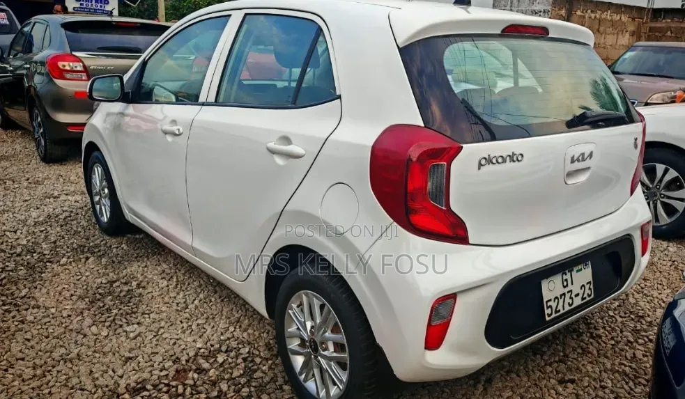 Kia Picanto 2023 White
