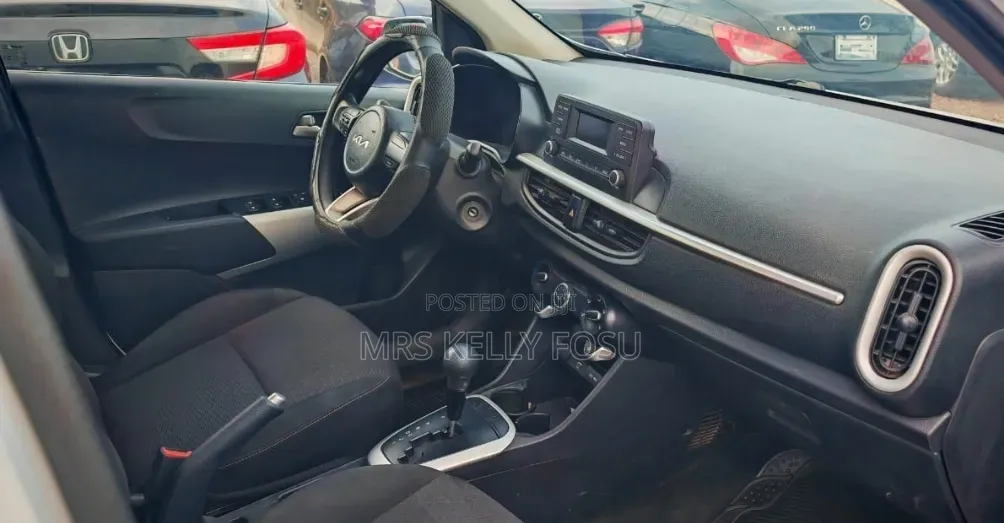 Kia Picanto 2023 White