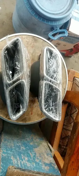 AMG Mercedes Benz Muffler Shinning