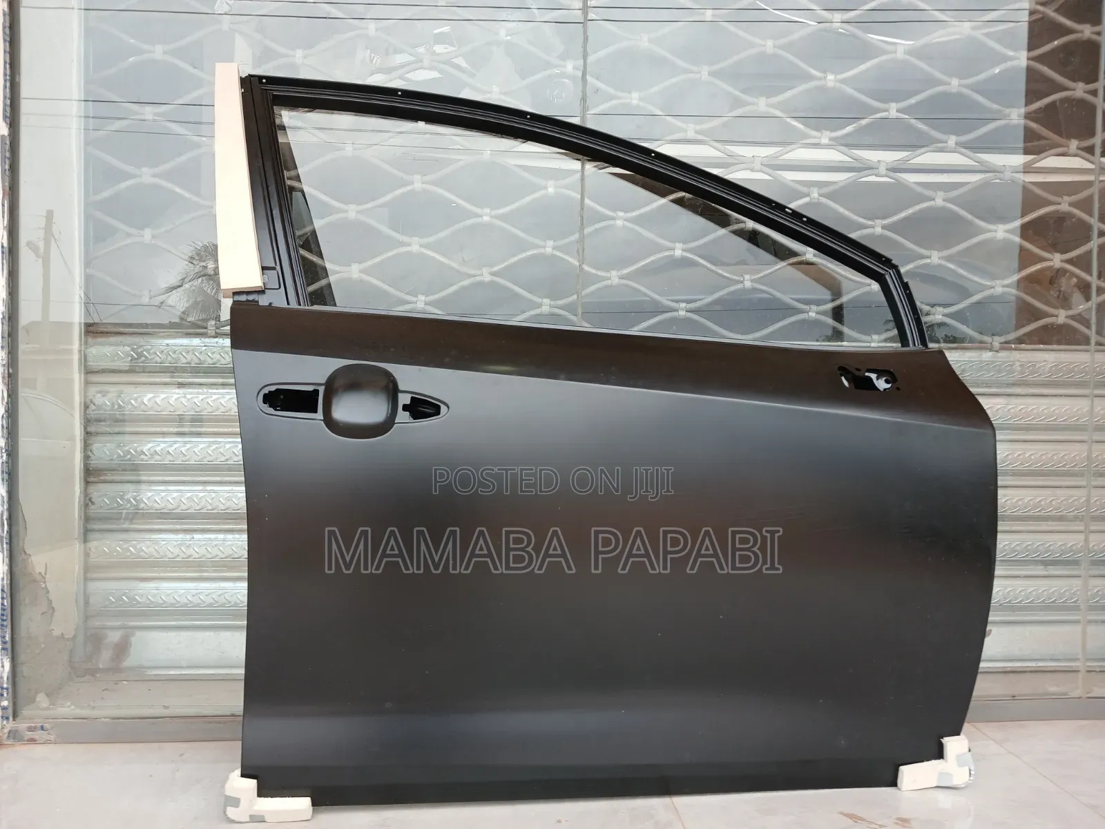 Toyota Corolla 2019 Door