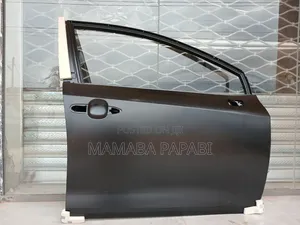 Toyota Corolla 2019 Door