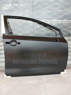Toyota Corolla 2019 Door