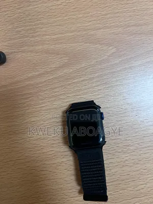 Apple Watch Series 6 GPS + Cellular