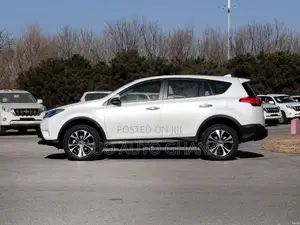 Toyota RAV4 2015 White