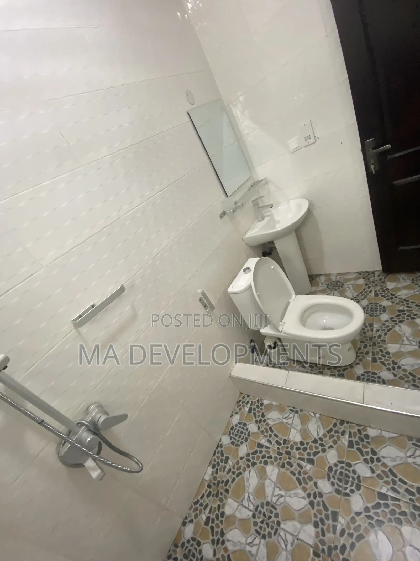 2bdrm Apartment in Madev Realty, Achimota for rent
