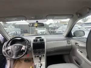 Toyota Corolla 2013 Blue