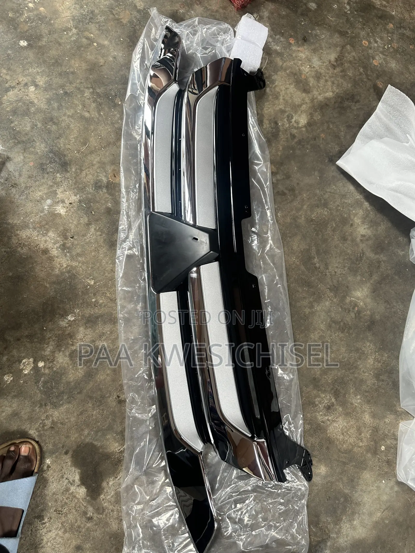 Mitsubishi Outlander 2017 2018 Front Bumper Grille