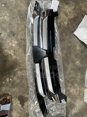 Mitsubishi Outlander 2017 2018 Front Bumper Grille