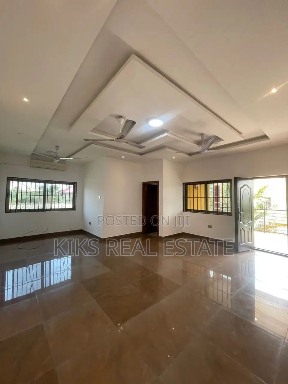 3bdrm Apartment in Sakumono, Spintex for rent