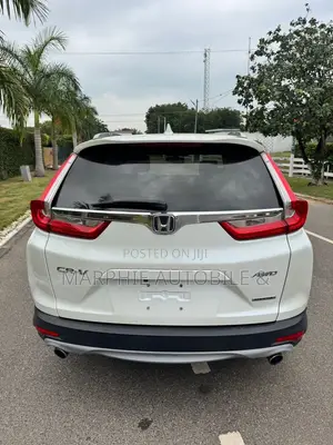 Honda CR-V Touring 4dr SUV AWD (1.5L 4cyl CVT) 2017 White