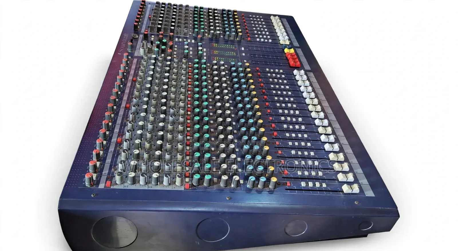 Soundcraft LX9 24-Channel Professional Live Mixing Console