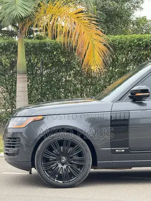 Land Rover Range Rover Vogue 2018 Black