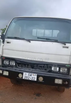 Hyundai Mighty 1