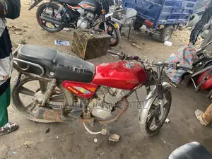 Royal Motorcycle 2024 Red