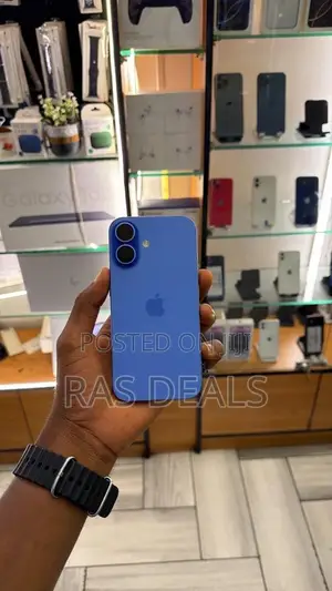 New Apple iPhone 16 128 GB Blue