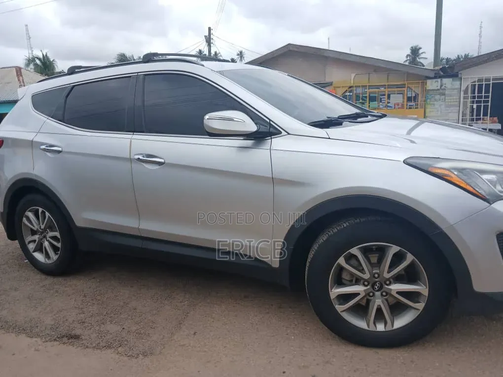 Hyundai Santa Fe SE AWD 2017 Silver