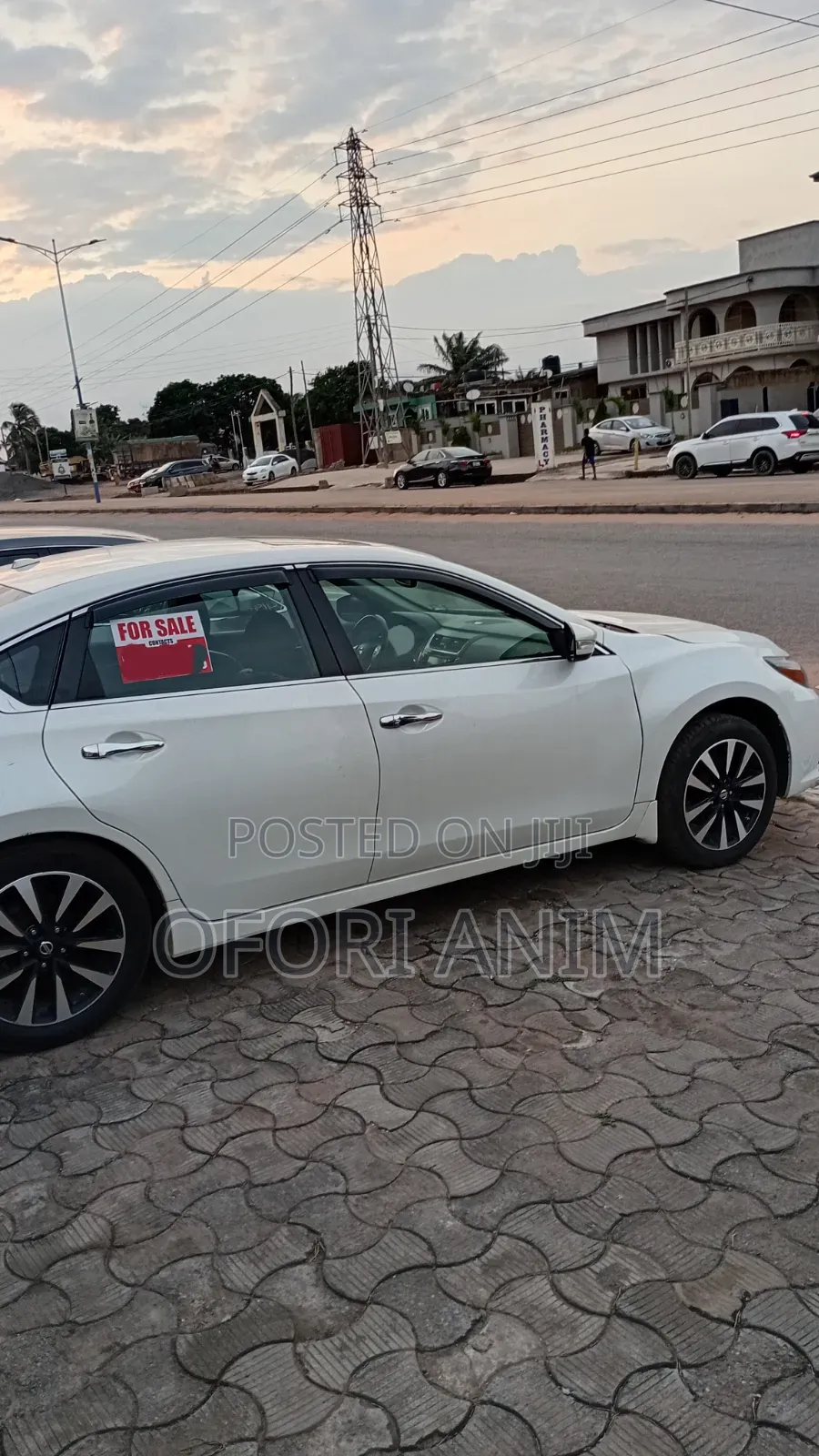 Nissan Altima 2018 White