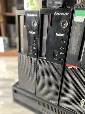 Desktop Computer Lenovo ideacentre 720 8GB Intel Core i5 HDD 500GB