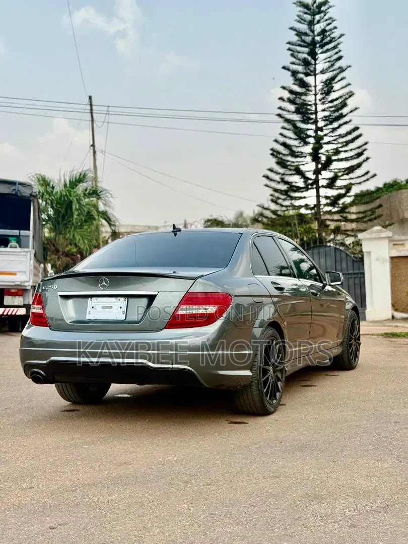 Mercedes-Benz C250 2014 Silver