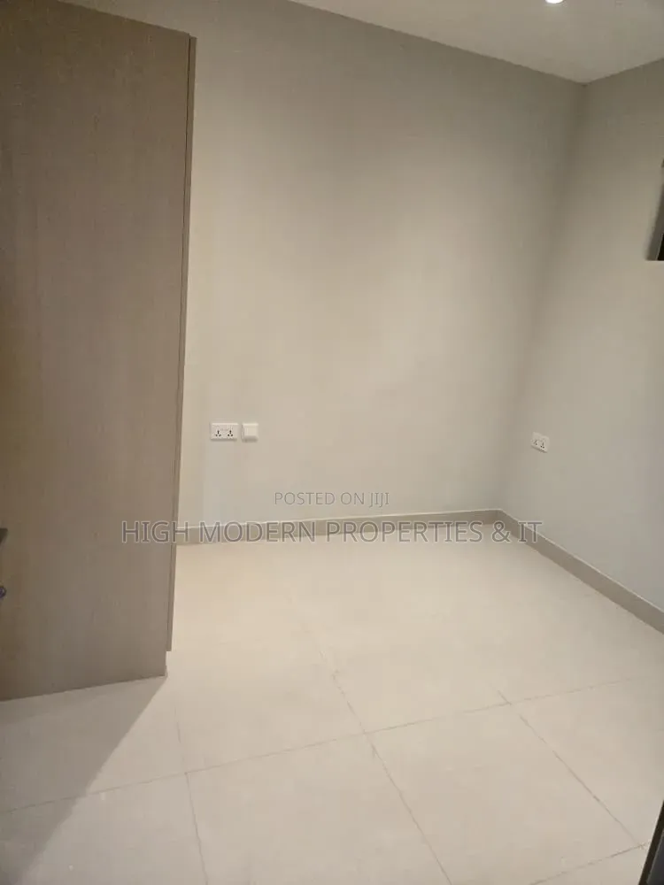 2bdrm Apartment in East Airport, Teshie for rent