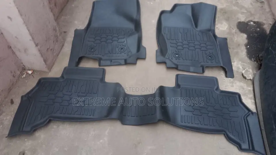 Toyota Tacoma 2017 Floor Mat