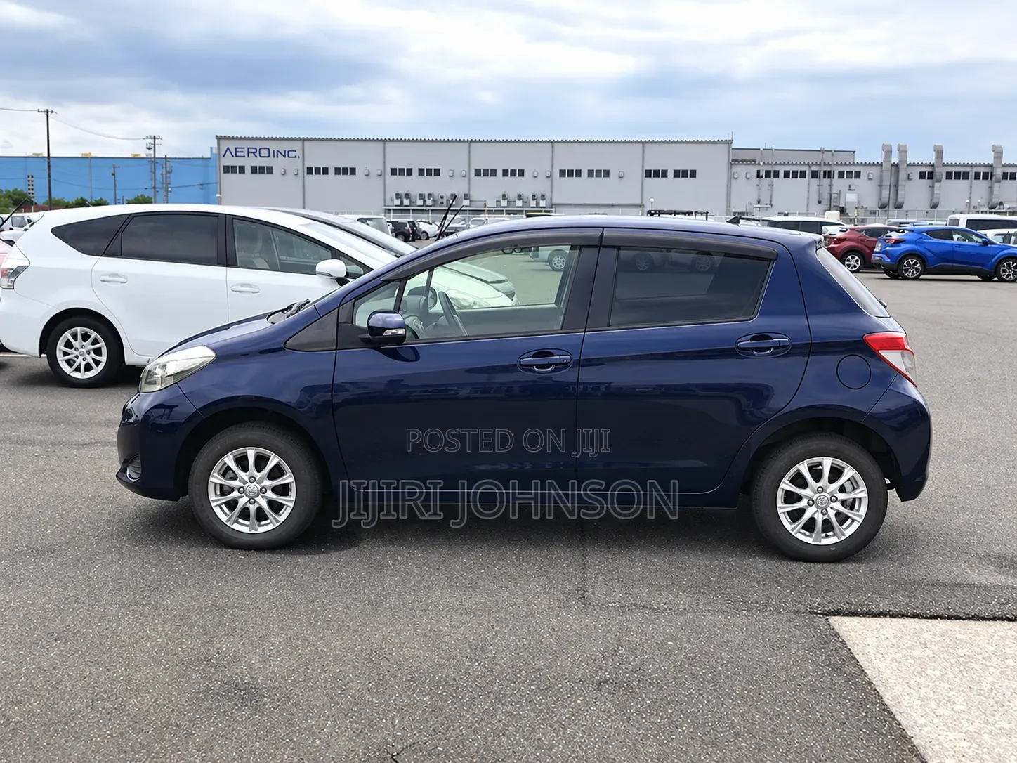 Toyota Vitz 1.3 AWD 5dr 2014 Blue