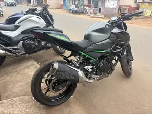 Kawasaki Z400 2024 Black