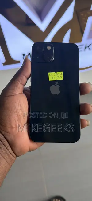 Apple iPhone 13 256 GB Black