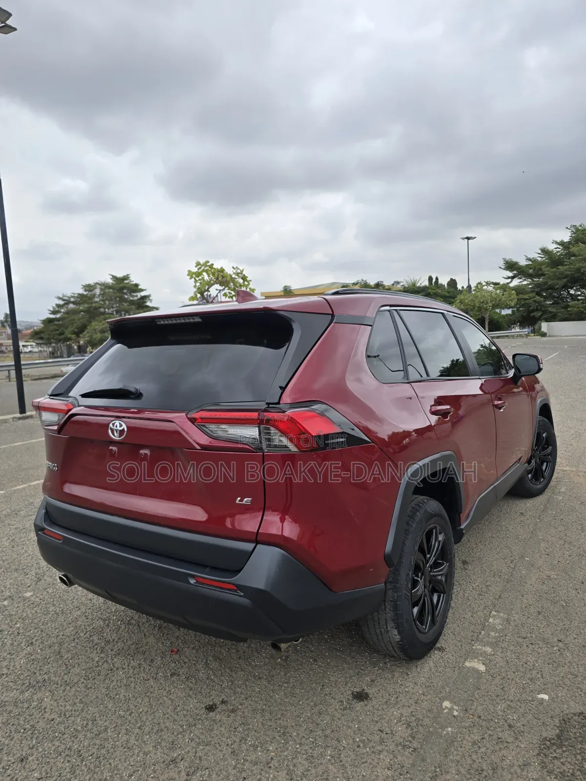 Toyota RAV4 LE FWD 2020