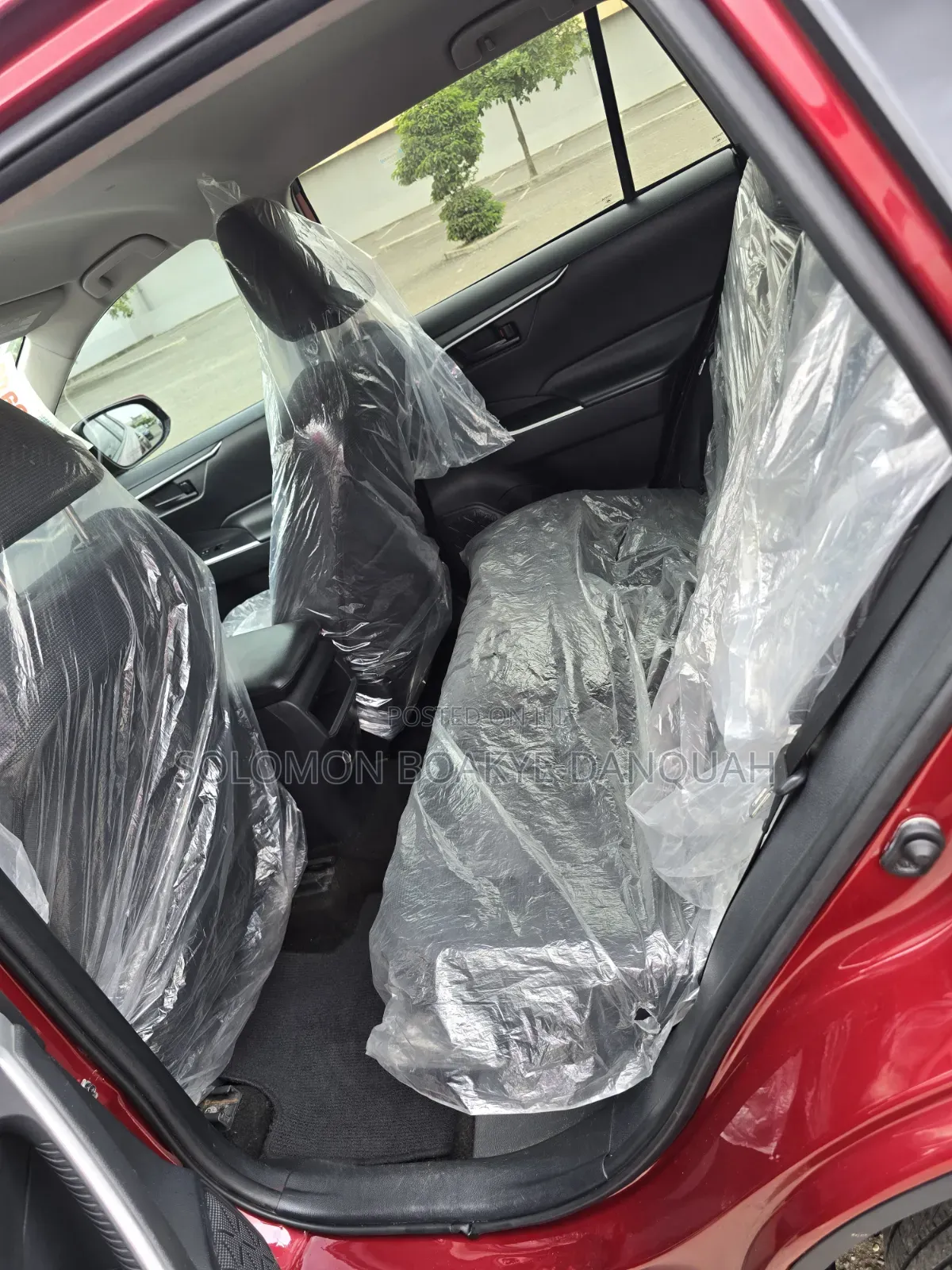 Toyota RAV4 LE FWD 2020