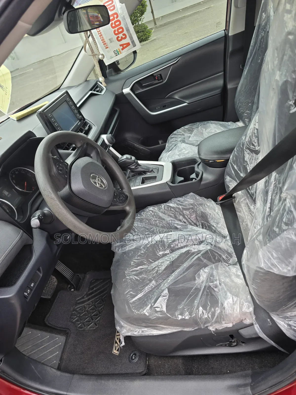 Toyota RAV4 LE FWD 2020