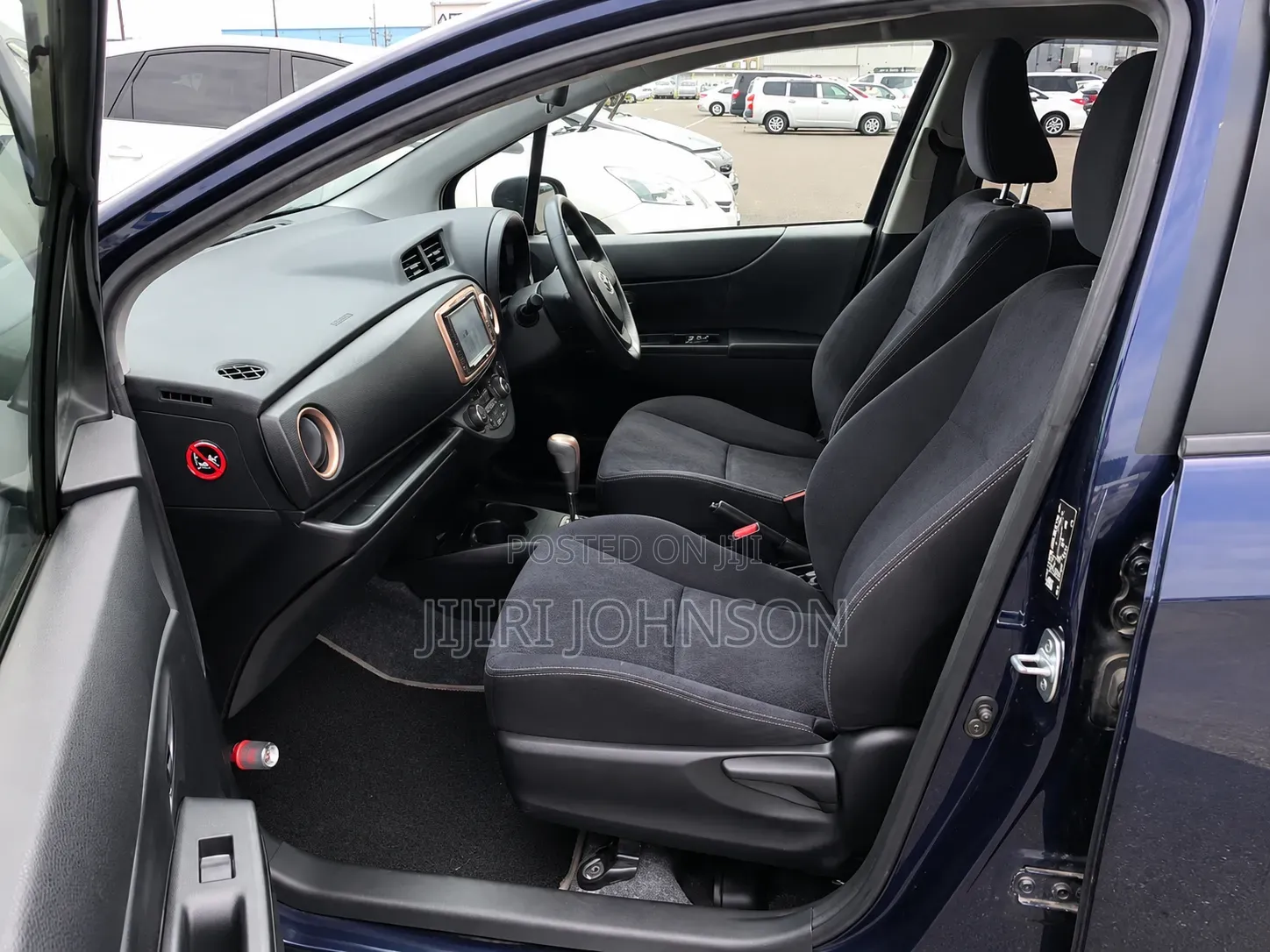 Toyota Vitz 1.3 AWD 5dr 2014 Blue