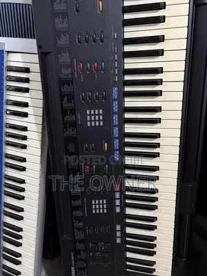 Yamaha PSR 2500