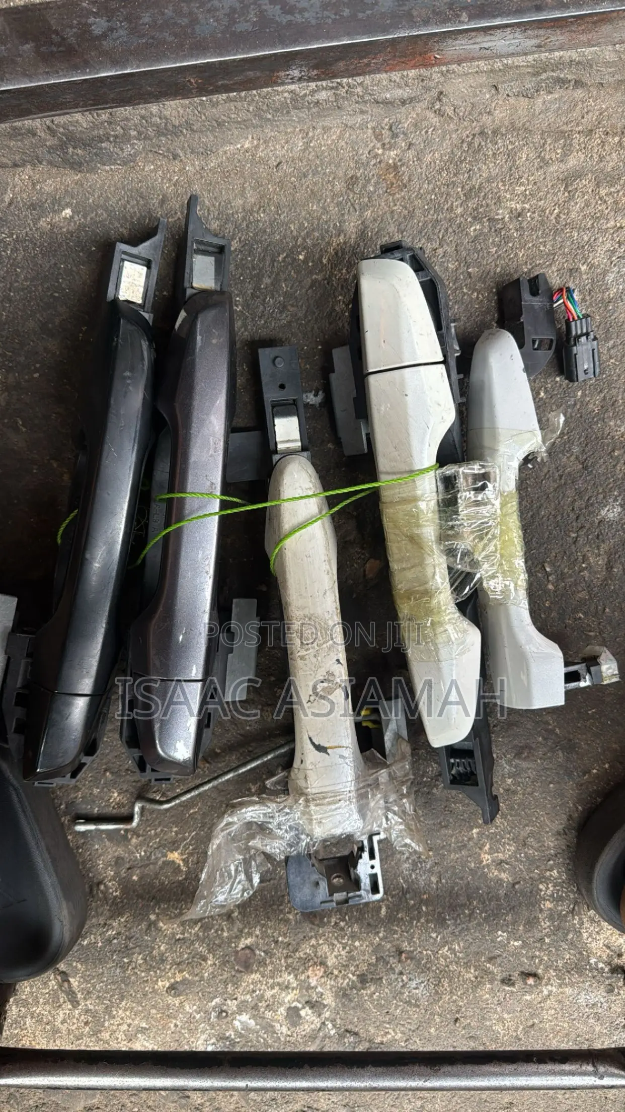 Honda CRV 2017,2018,2019,2020,2021,2022 Front / Back Door Handles
