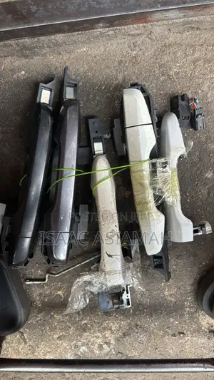 Honda CRV 2017,2018,2019,2020,2021,2022 Front / Back Door Handles