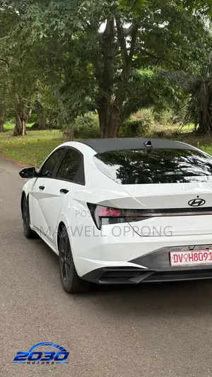 Hyundai Elantra SEL 2021 White