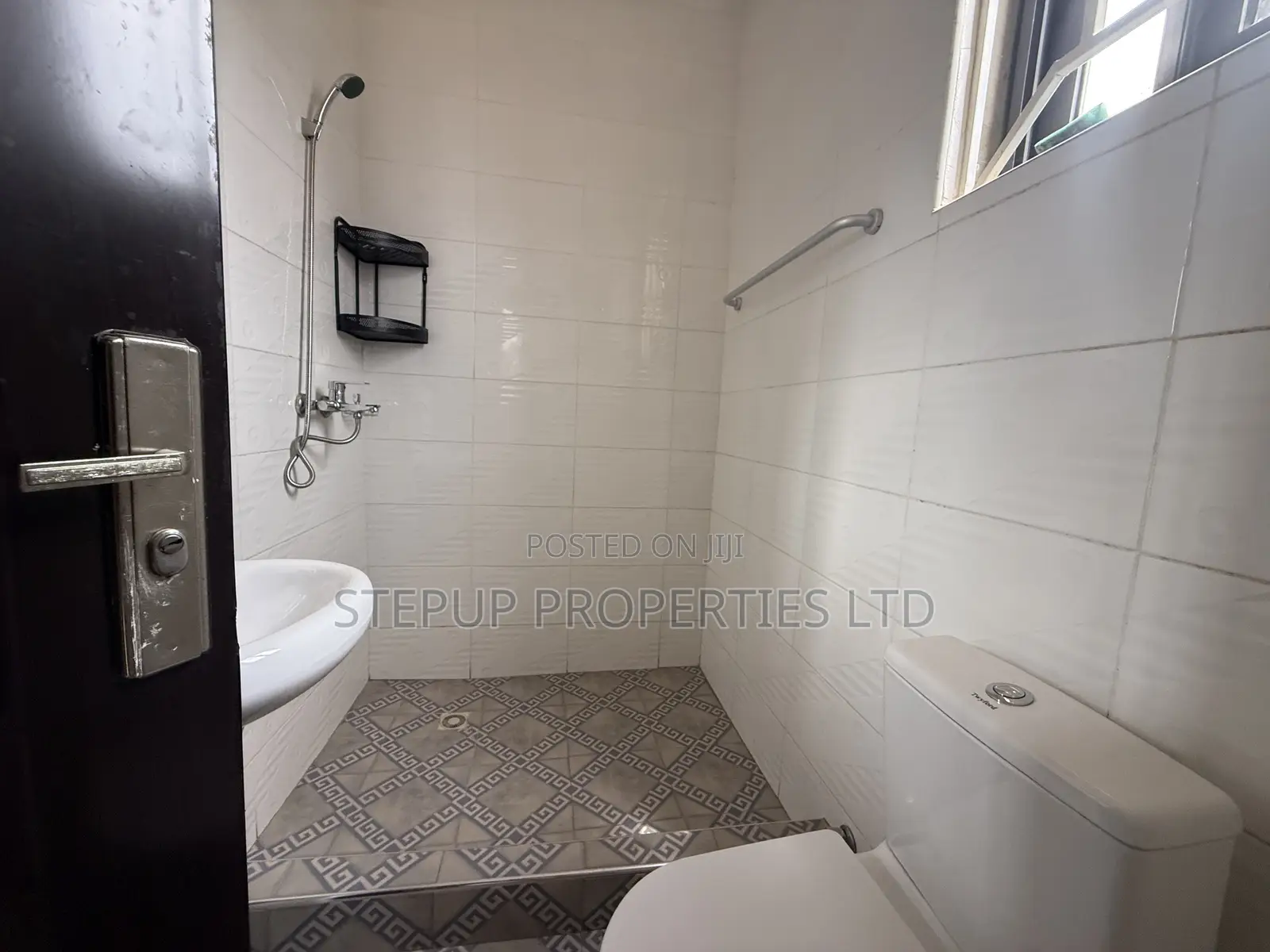 2bdrm Apartment in Adenta for rent