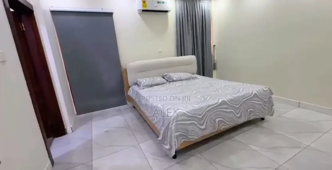 Furnished 3bdrm Apartment in Lincoln School Area for sale