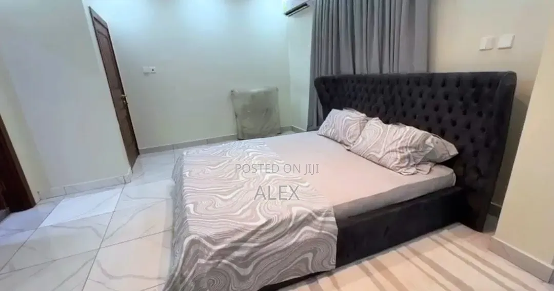 Furnished 3bdrm Apartment in Lincoln School Area for sale